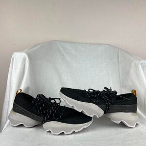 Sorel Kinetic Impact Lace Sneakers White Women’s Running Shoes Size 9